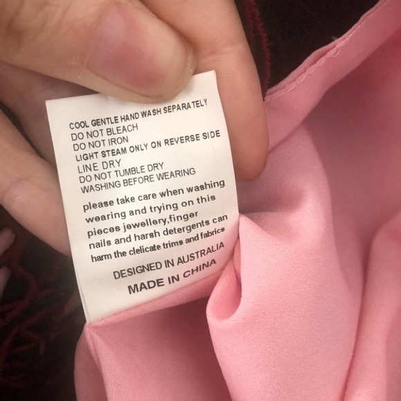 ELLIATT Shakespeare Pink Asymmetrical Hem Mini Skirt Size Medium Revolve NEW - Picture 8 of 9